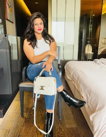 Gorgeous Karnal Call Girl